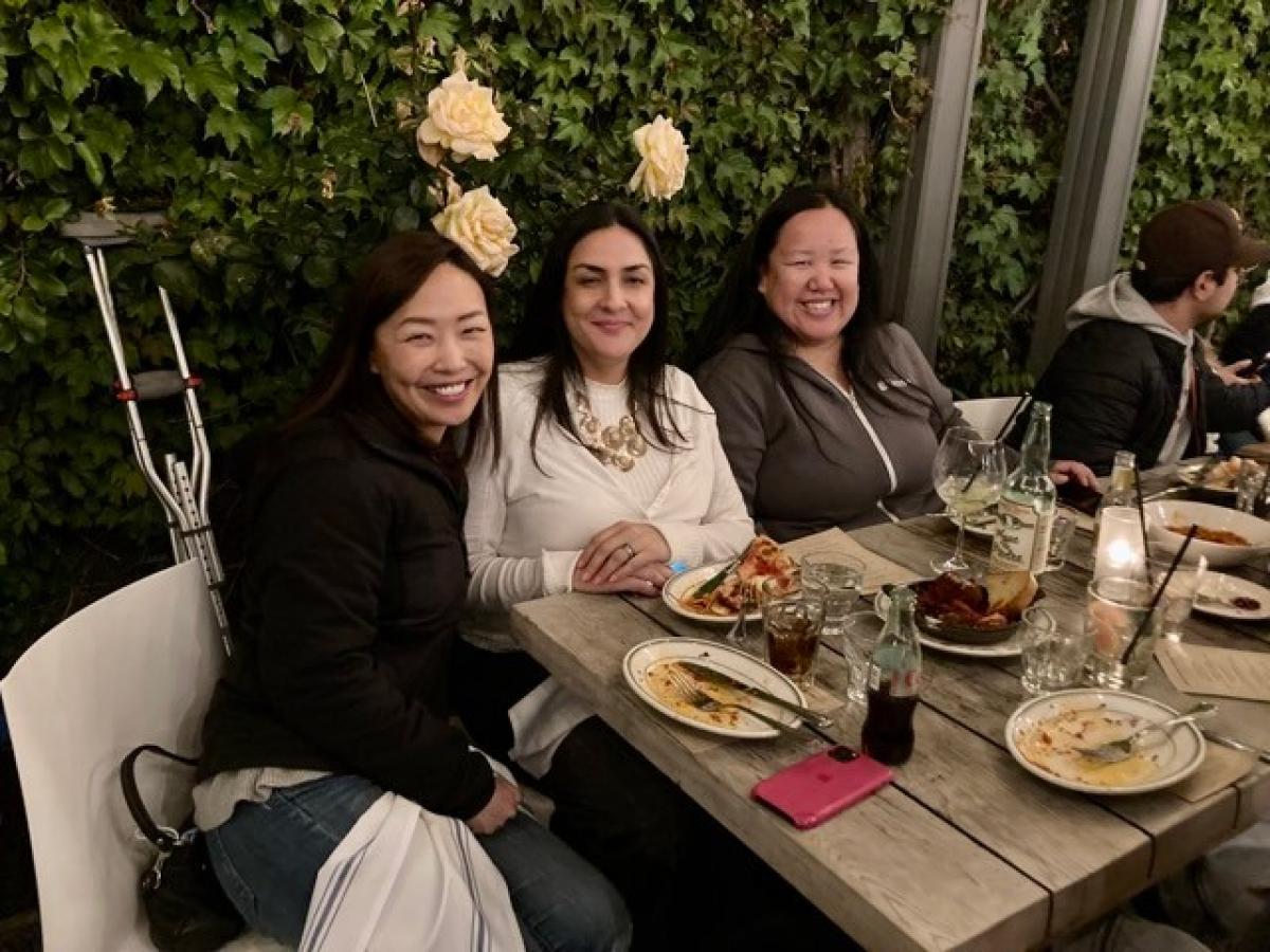 Evelyn and Alumni at Stanford dinner Annie Persampieri MS 98 and Susie Lee MS 97