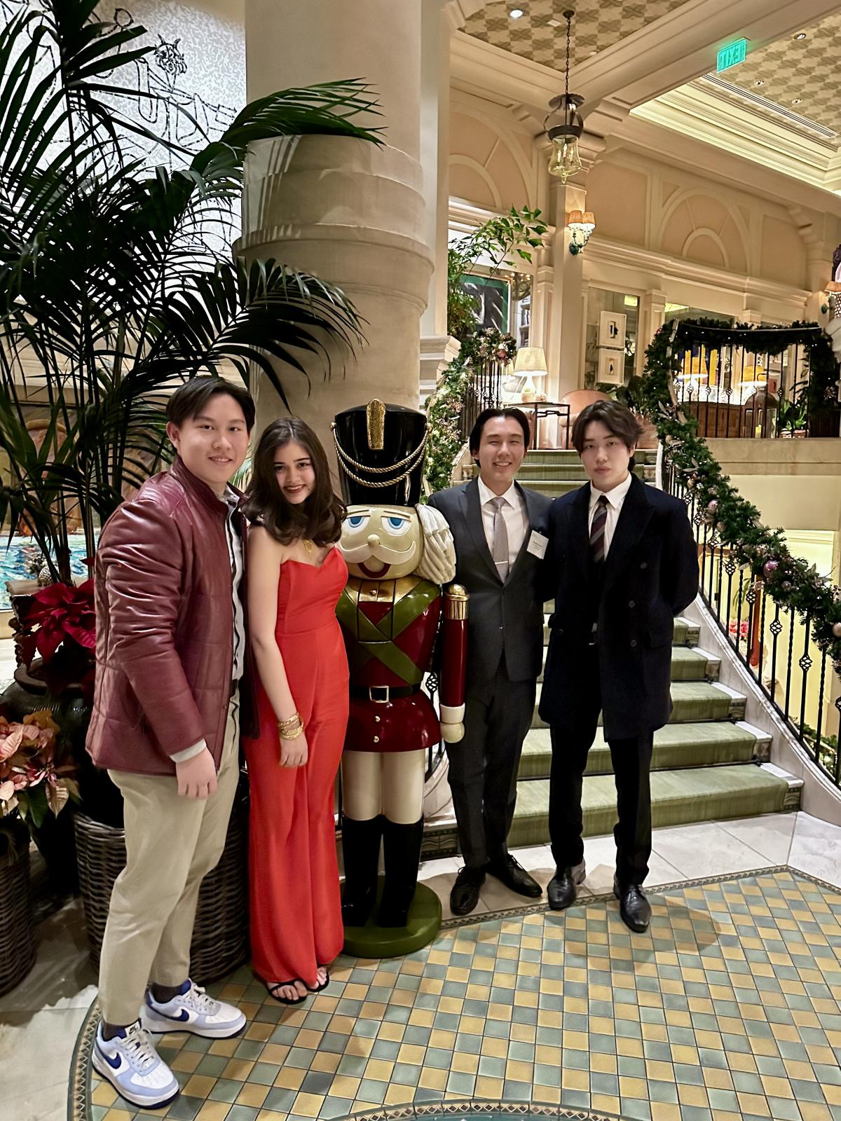 LA Holiday Dinner Steven Li MS 23 Asha Goyal MS 23 Brandon Quach MS 23 David Lee MS 23