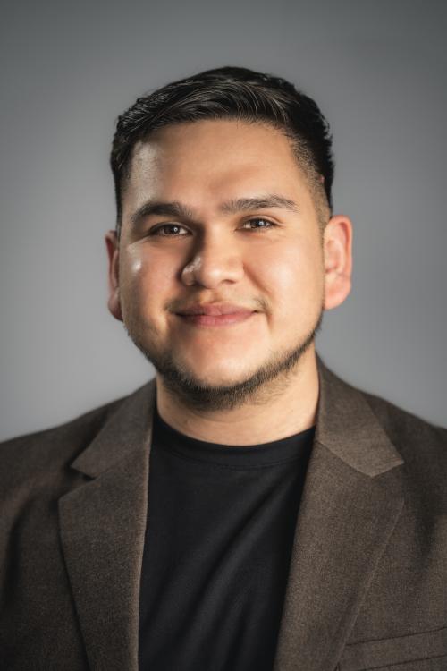 Isiah Iniguez2